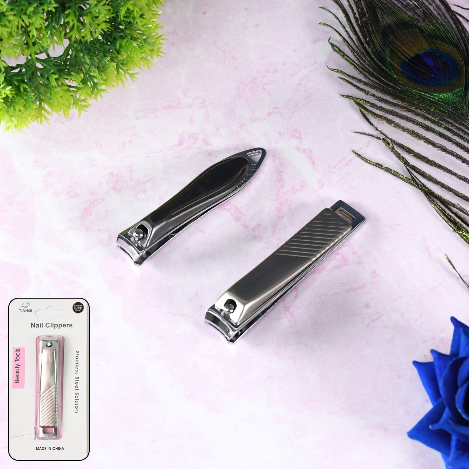 Stainless Steel Folding Portable Large Nail Clippers with Nail File (1 Pc / Mix Design) Stainless Steel Folding Portable Large Nail Clippers with Nail File (1 Pc / Mix Design)